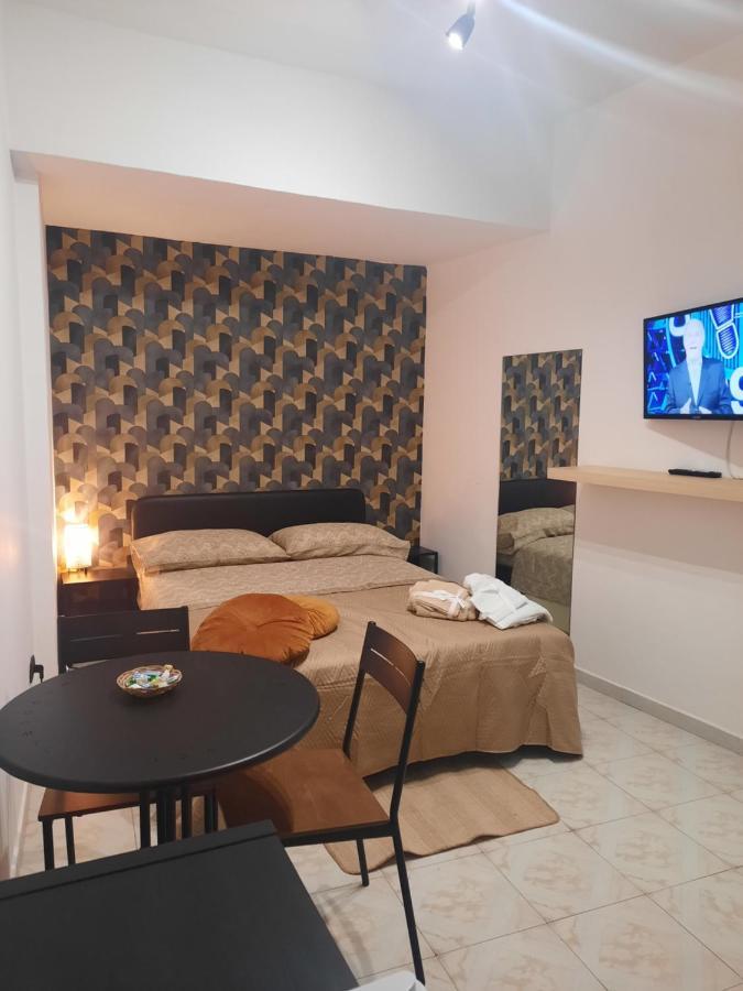 Casa Suite Del Cardinale Naples Exterior photo